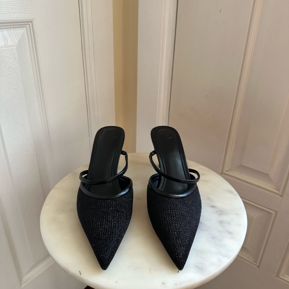 Zara Black Pointed Toe Heels - Picture 4 of 8